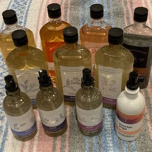 BB&W Lot of Aromatherapy - 7 Body Washes & 4 Sprays